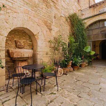 Casa Jasmine Con Balcone Panoramico E Super Centrale Assisi Exterior foto